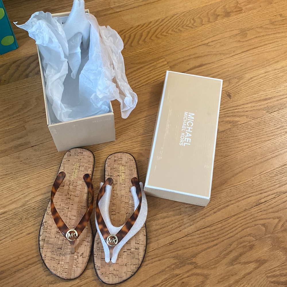 Brand New in Box Michael Kors Sandals size 8